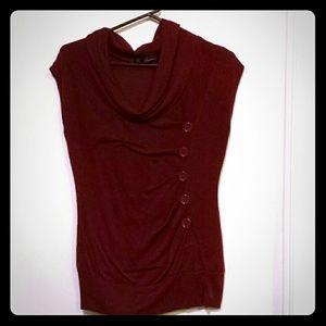 Maroon light weight sweater size medium